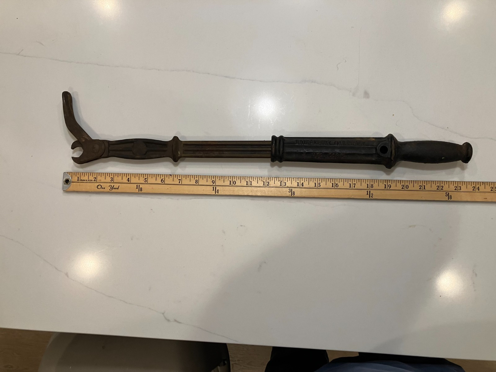 Vintage Bridgeport Hardware Forged Steel No 56 Suregrip Nail Pull Tool 18-23″
