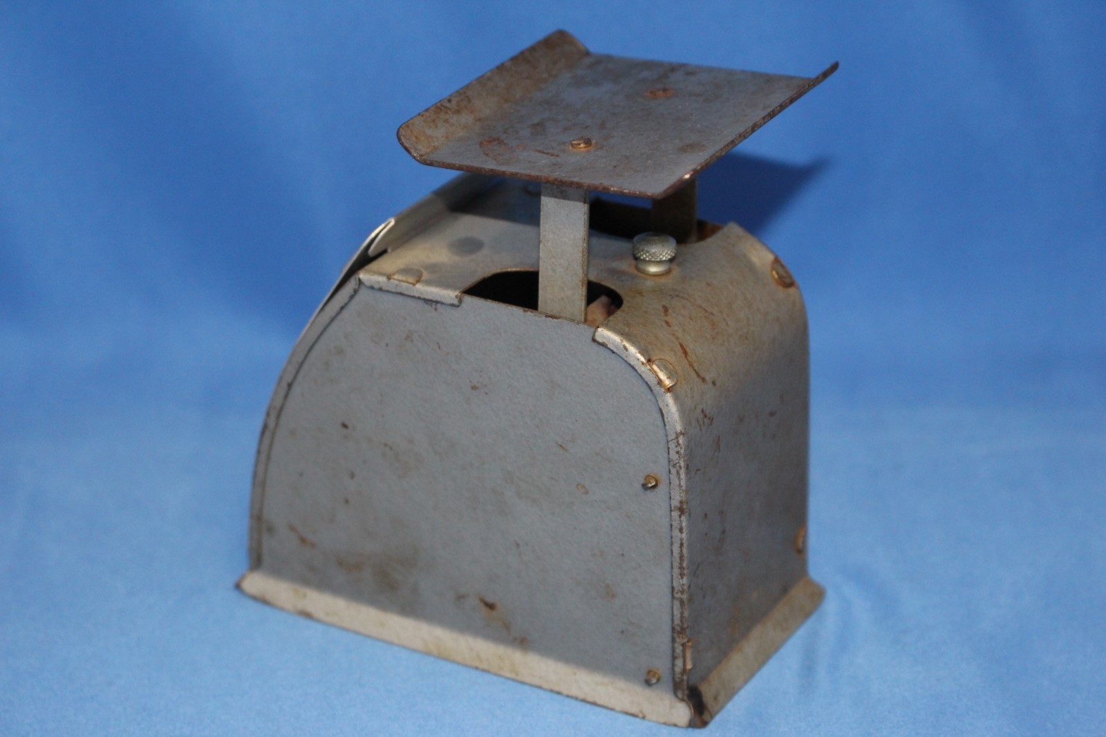 Vintage 1930-43 US Post Office Counter Top Scale – 1 to 16 ounces.capacity