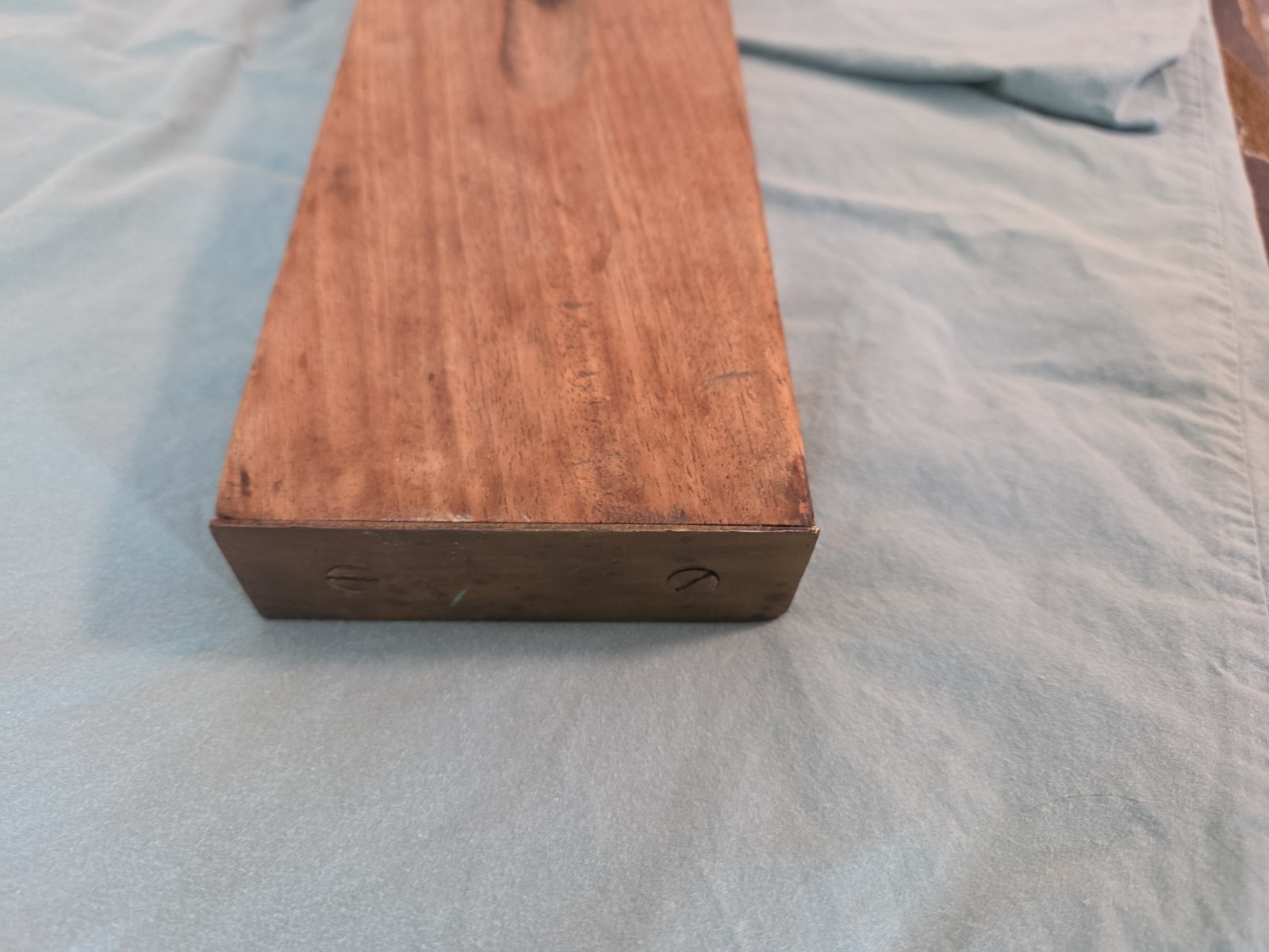 Norvelle Shapleigh St. Louis Diamond Edge 30″ Wooden Level with Brass