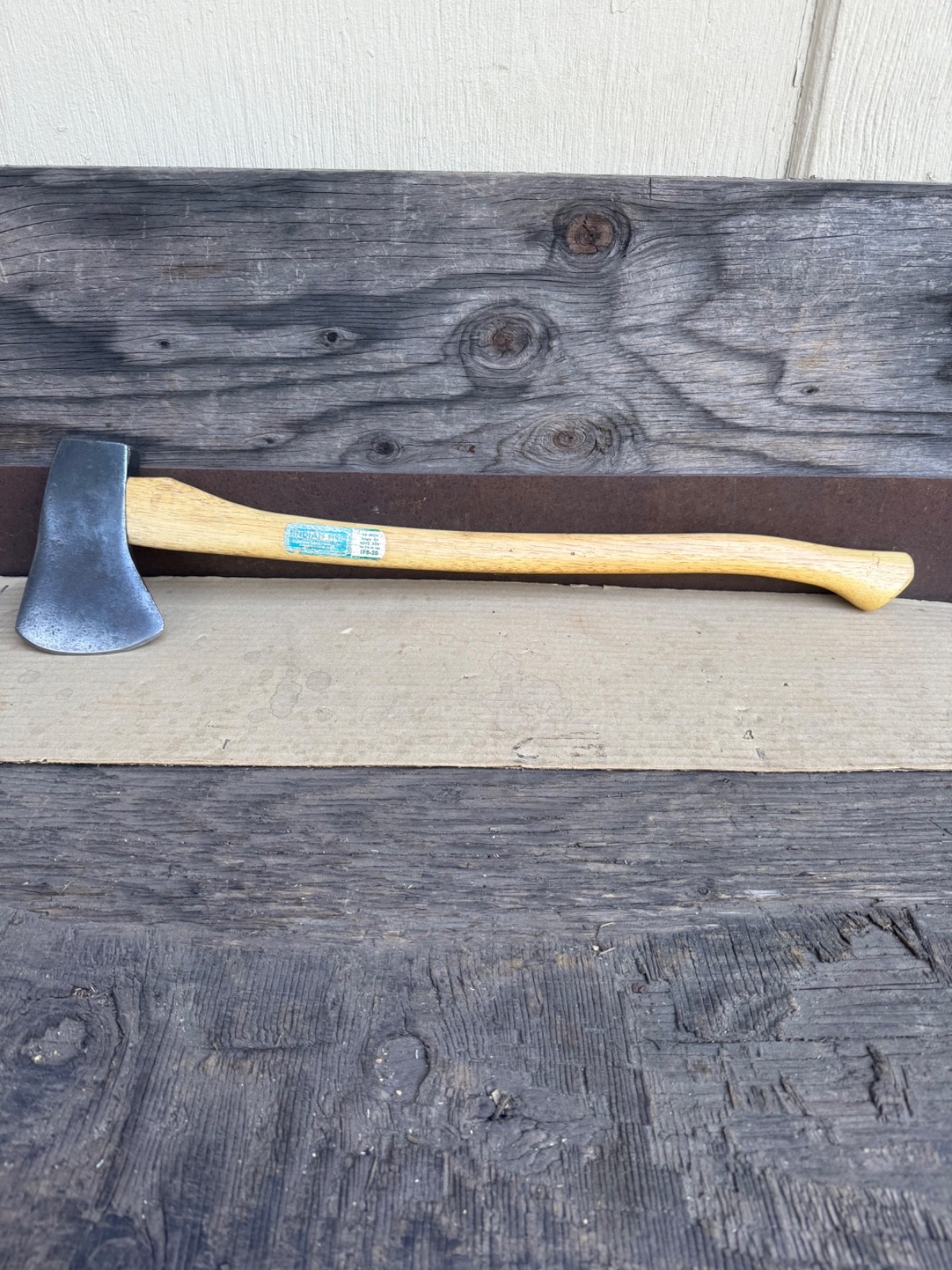 Vintage 2-1/2 Lb. Plumb national pat. super scout, 27″ handle.