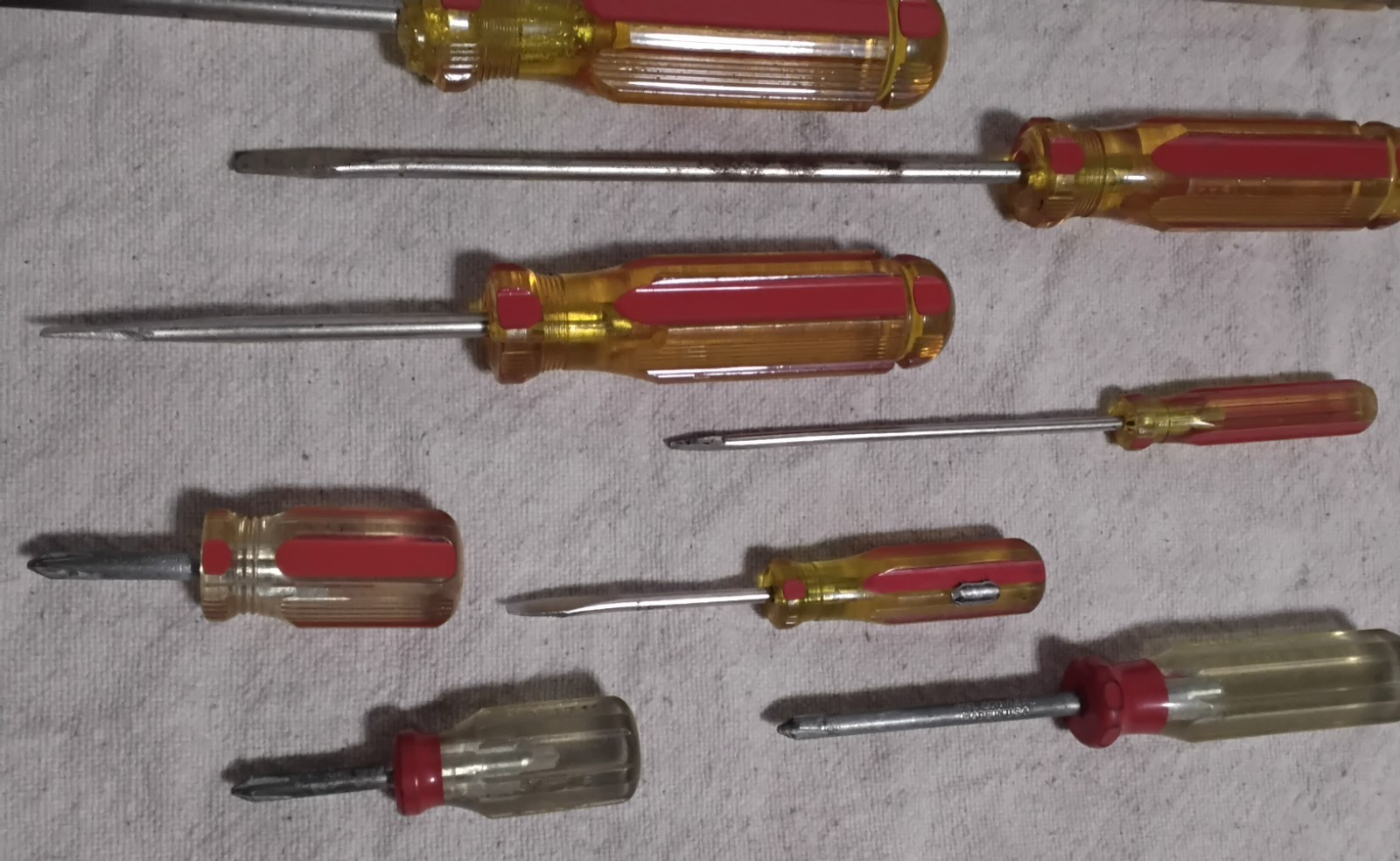 Stanley Red Yellow Translucent Handle Screwdrivers Phillips Slotted USA Vtg Lot