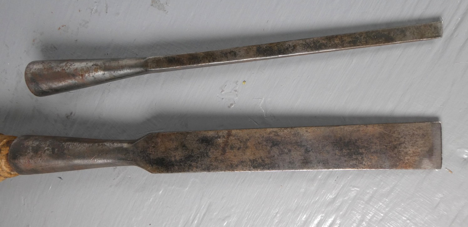 Vintage D R Barton 1832 Piece Cabinetmaker’s Socket Bench / Paring Chisel Set