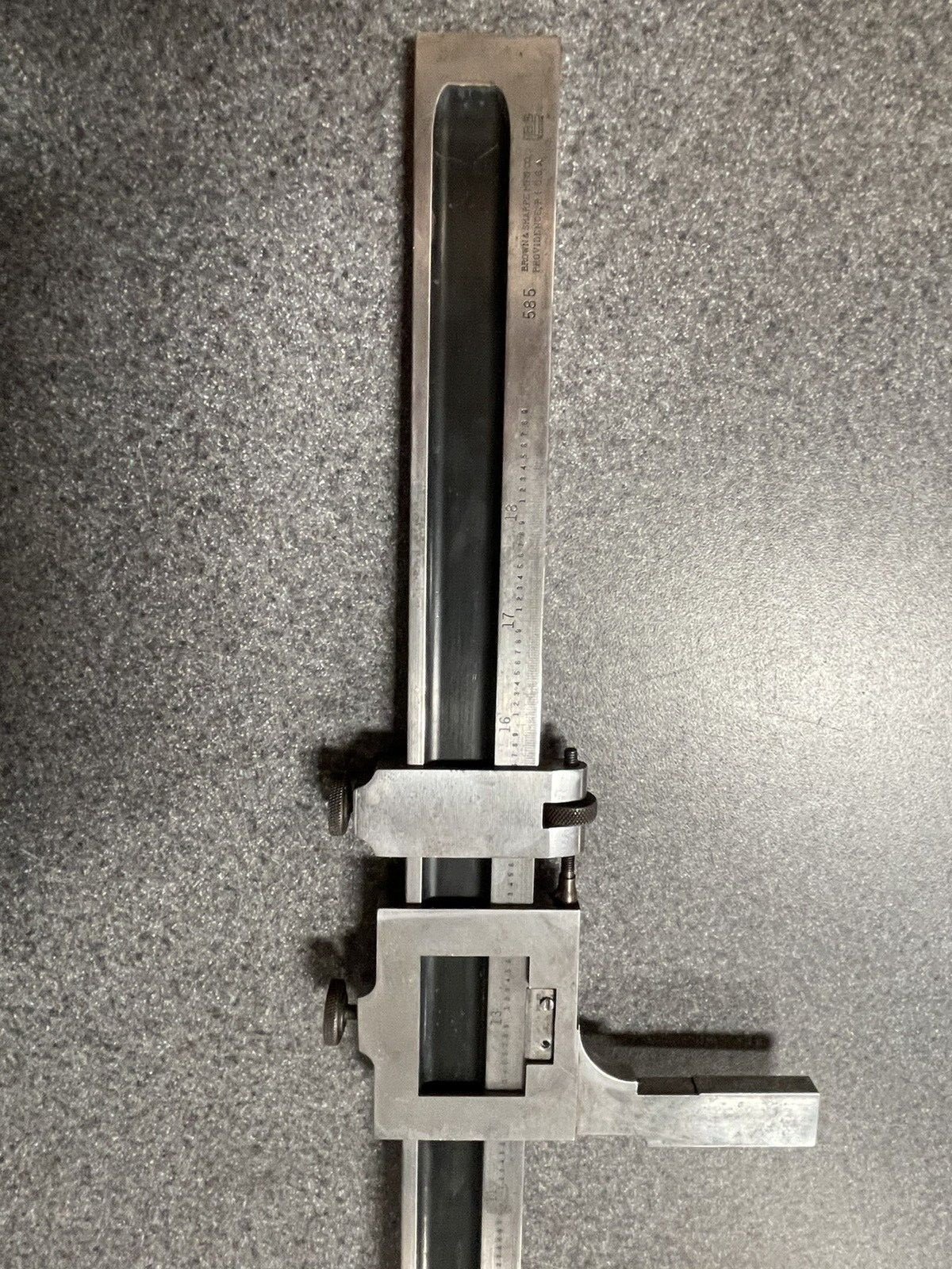 Vintage L.S. Starrett 12″ Vernier Height Gage No. 454 Made in the USA