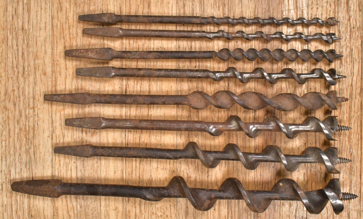 LOT of 8 Vtg Auger Bits Millers Falls Irwin MAINBOR etc