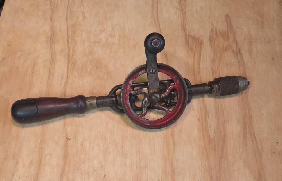 VTG Millers Falls USA No. 5 Egg Beater Hand Manual Drill W/ Dark Wood Handles
