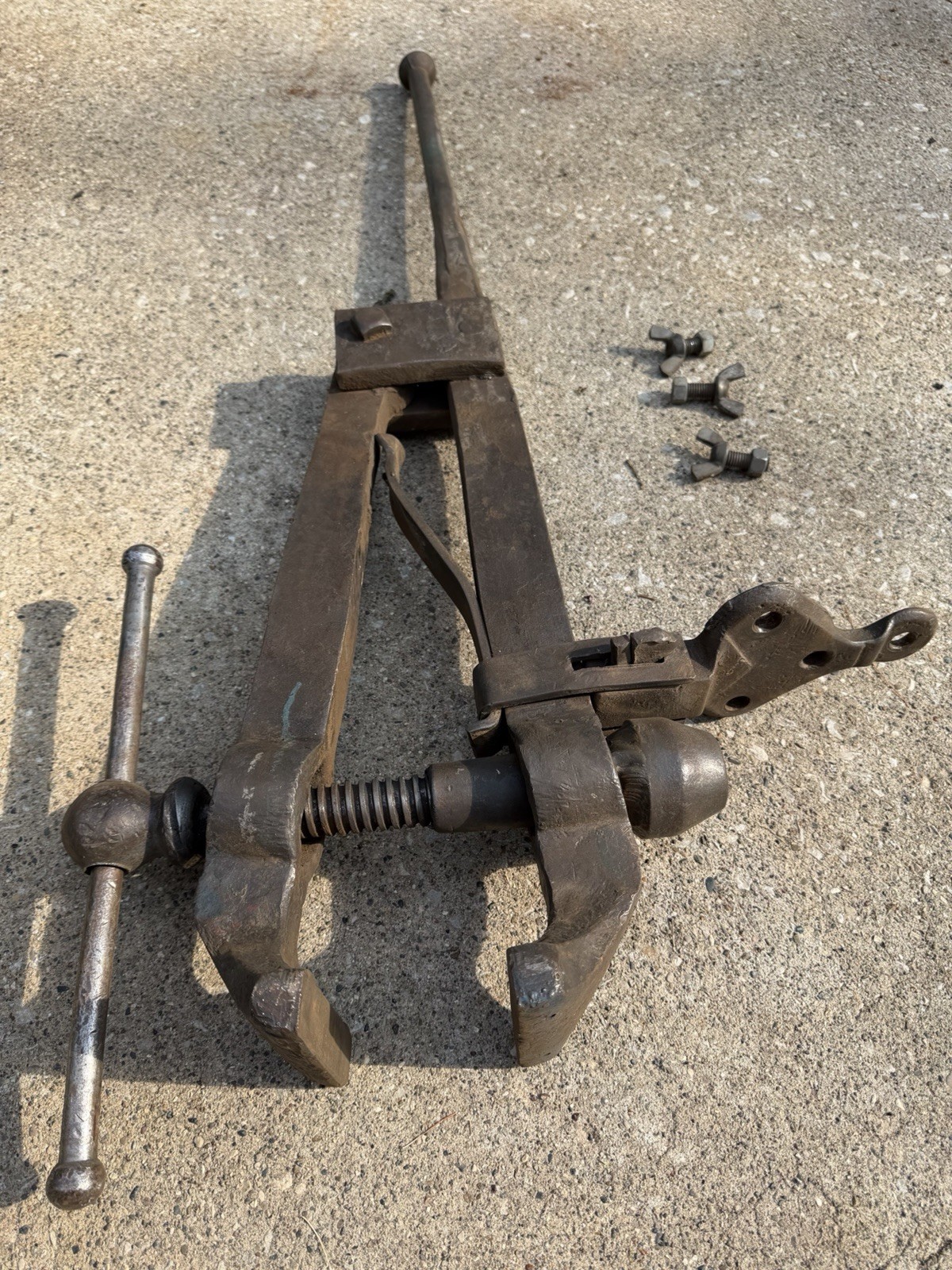 Antique Hand Forged Blacksmith Post Leg Vise 5” Jaw 40” Tall 50 Lb Complete
