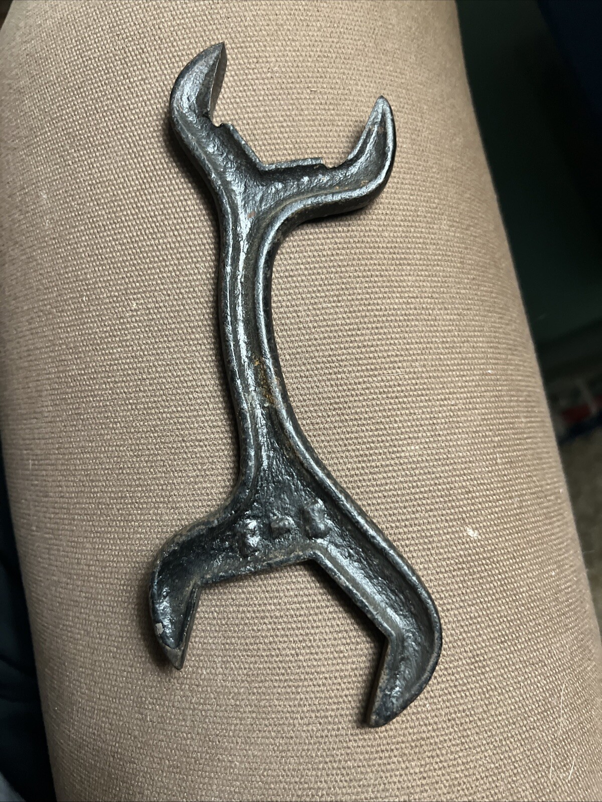 Vintage I-1 S-Curved Spud Wrench Tool 7-3/16″. 1-3/4 & 2 Inch Open Ends