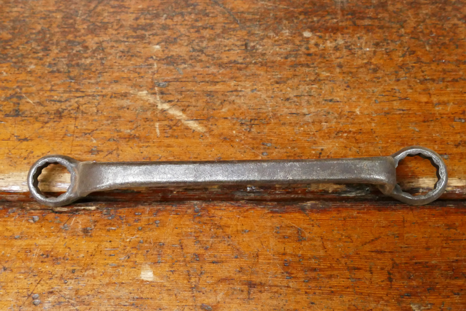 VINTAGE FORD MOTOR COMPANY BOXED IN WRENCH M 01A-17017 B – MADE IN USA 9 1/8”