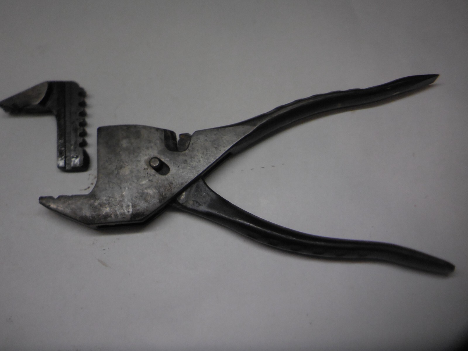 VINTAGE EIFEL GEARED PLIER WRENCH 8 1/2″ LG No.47-8 Quick ADJUST