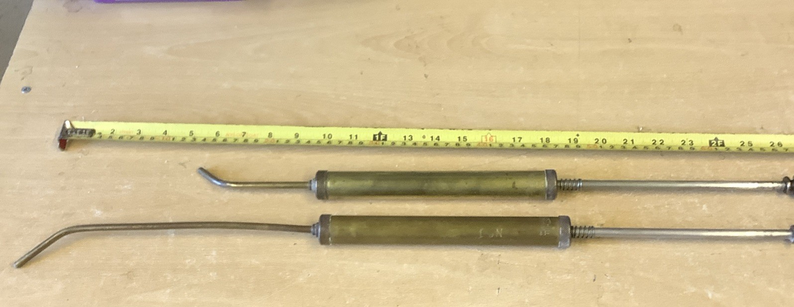 2 x Vintage Brass Nesthill Sheffield England Oilers – Great Working Order x 2