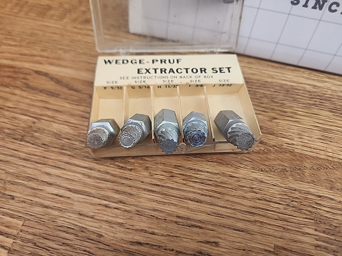 VintageCAL-VAN Wedge-Pruf Extractor Set #440 – For bolt Sizes 9/16″-13/16