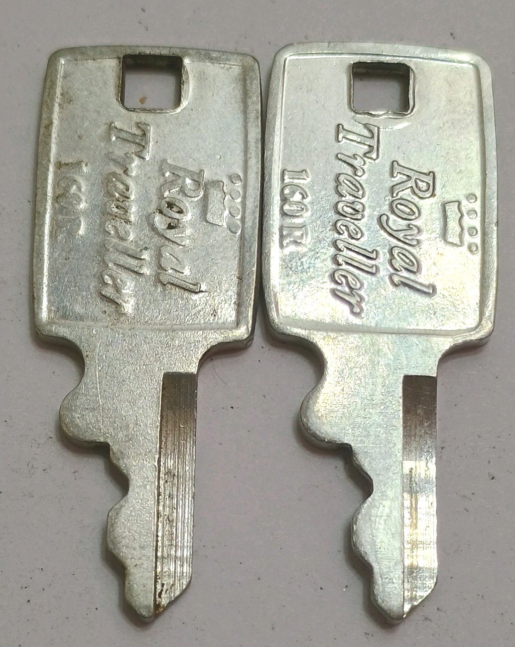 Pair of Vintage Royal Traveller # 160R Luggage Suitcase Keys Incl. Free S &H