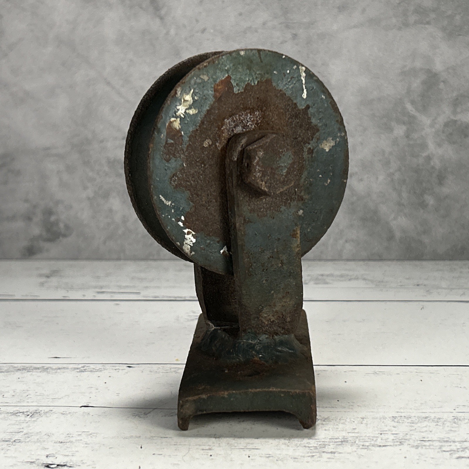 Vintage Cast Iron Industrial Pulley Wheel Angled Detroit Factory Rustic Decor