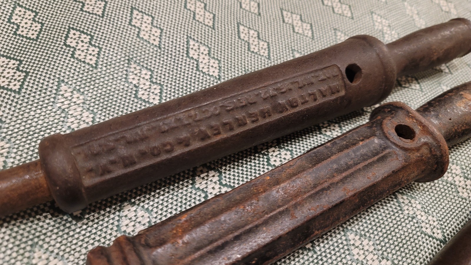 Lot of 3 Vintage Nail Pullers Giant – Morrill – Sure Grip Approx. 18″