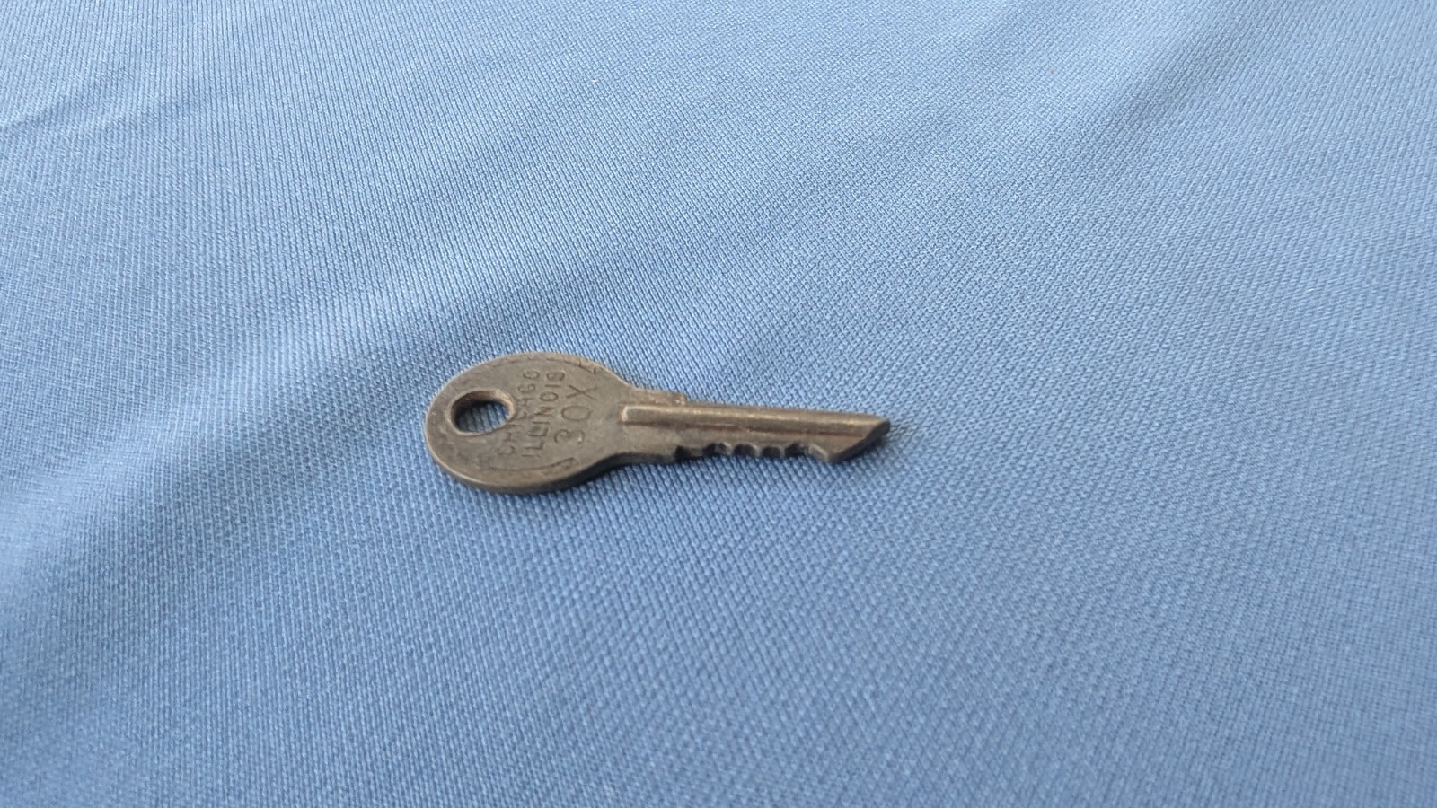 Vtg flat KEY, security padlock, entrance CHICAGO LOCK CO ILLINOIS 30X