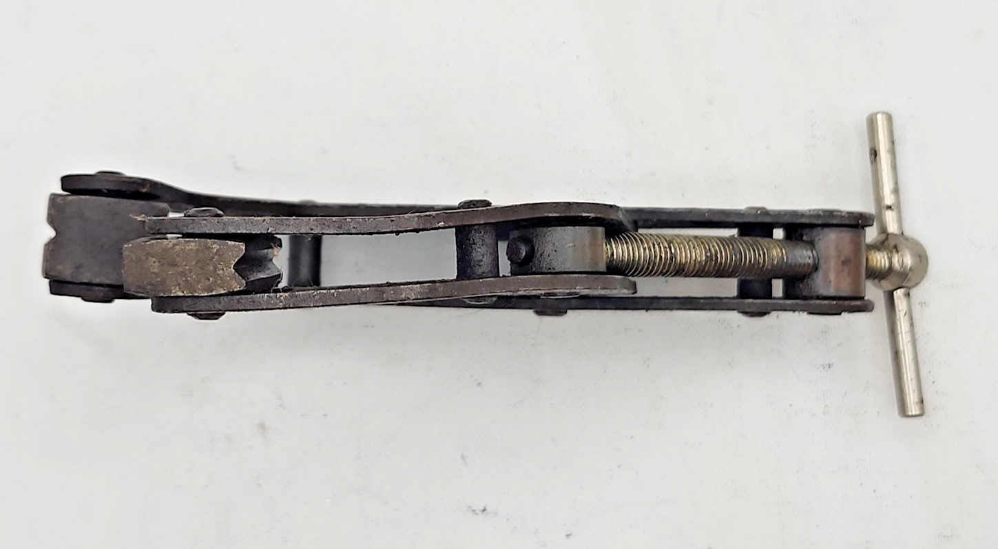 Vintage KANT-TWIST 4 1/2 D Cantilever Machinist Welding Clamp – USA