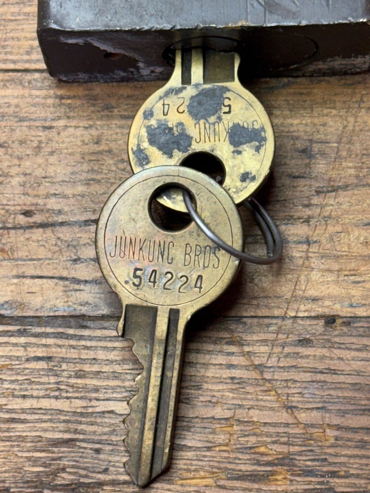 Vintage Junkunc Bros American Lock Co USA Brass Padlock Original Keys Series 570