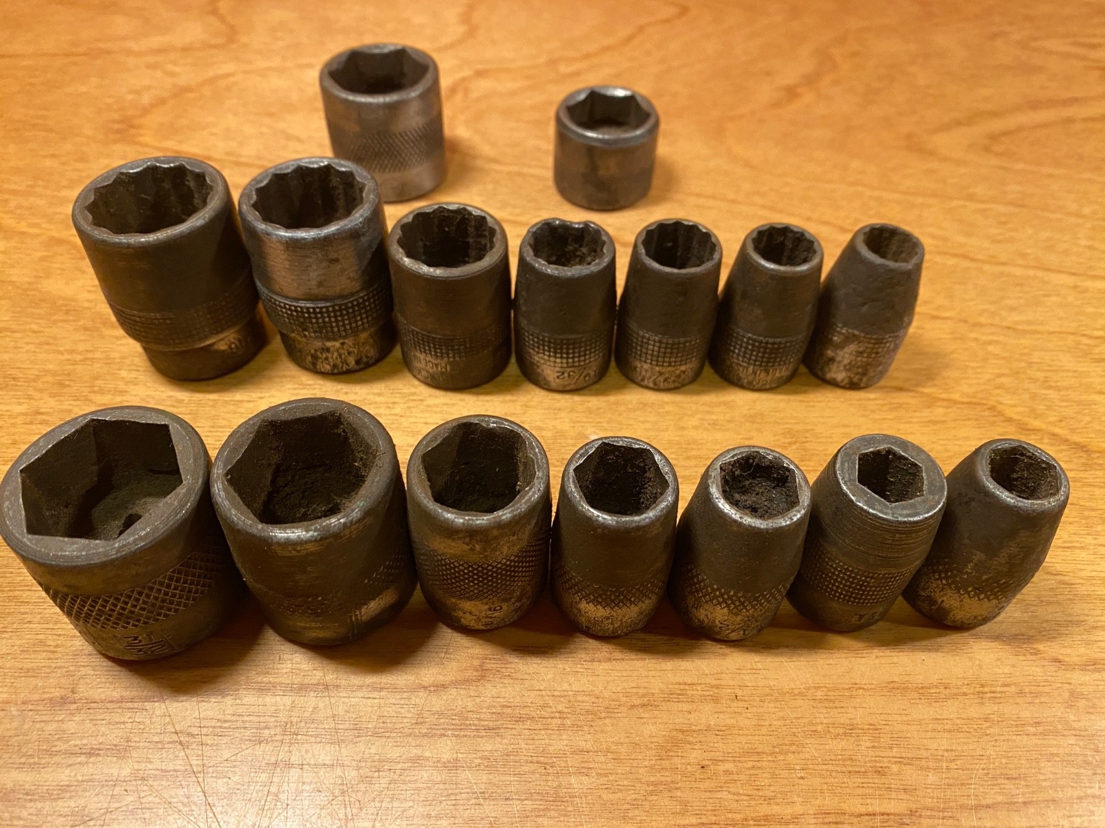 Vintage 1920’s BLACKHAWK 14-pc Socket Set, 1/2″ Drive, 6 & 12 Point, Extras, USA