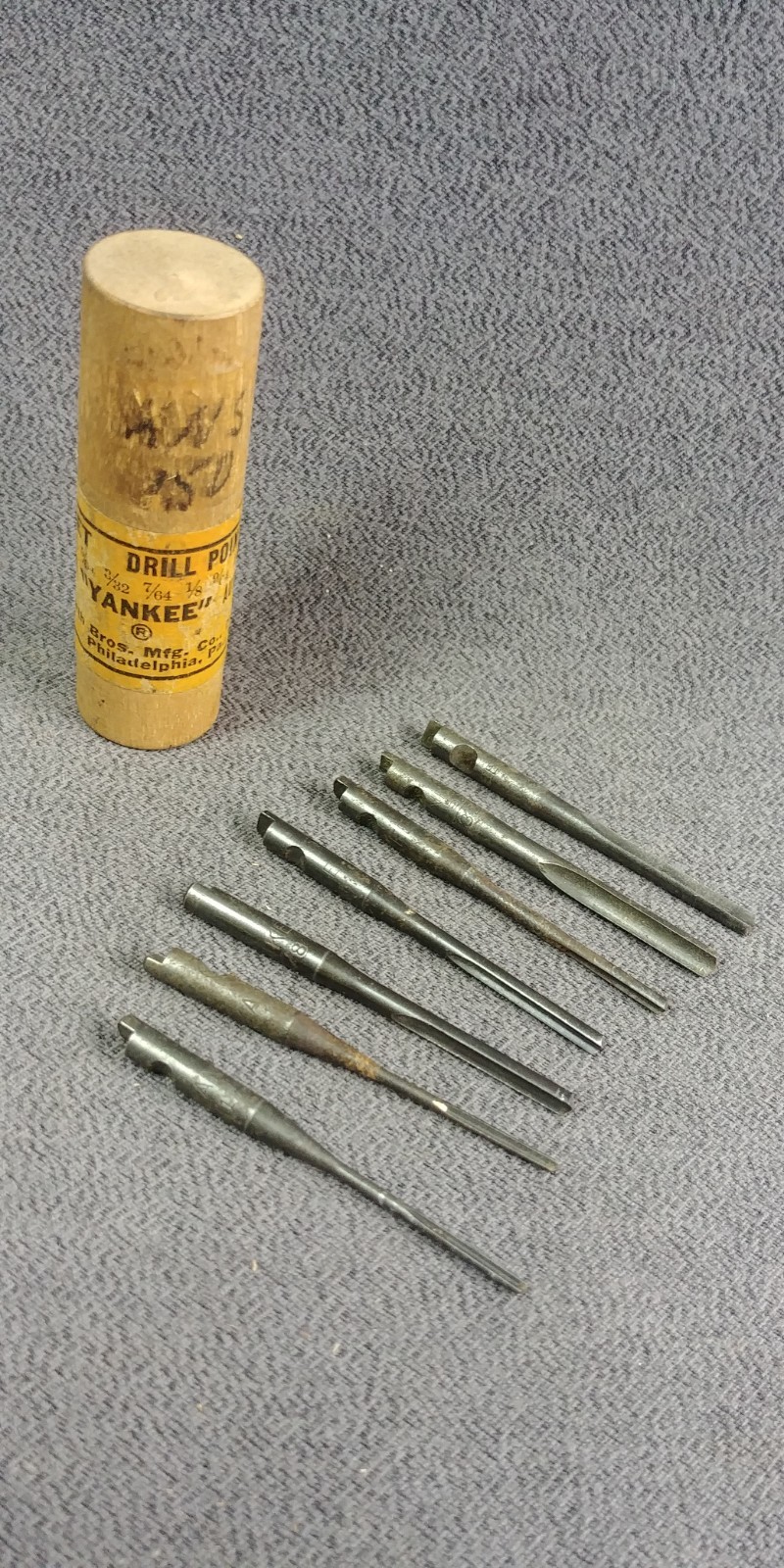 Original 7 North Brothers Stanley Yankee Drill Points No 9 Wood Case 1/16 9/64
