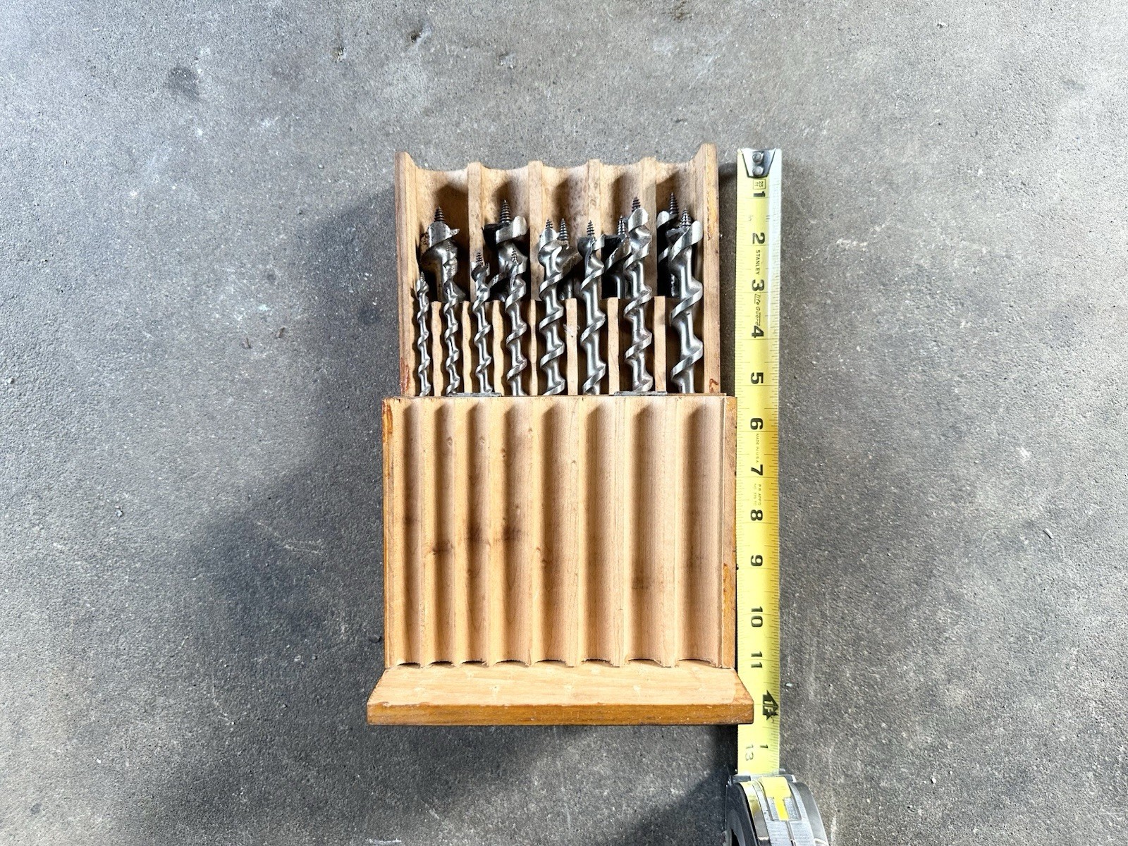 James Swan Co. Seymour CT – 13 Piece Auger Bit Set No. 4–16 w/ Wooden Box / Case