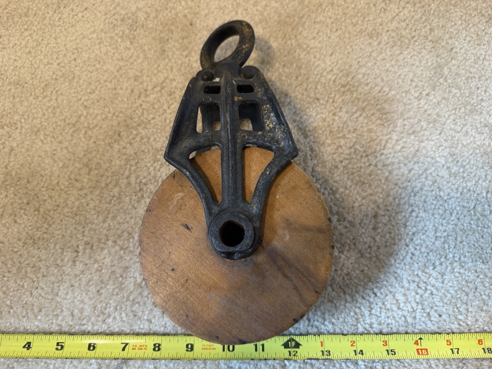 Vintage 5.5″ pulley. Block and tackle. Functional barn, garage tool. Steampunk.