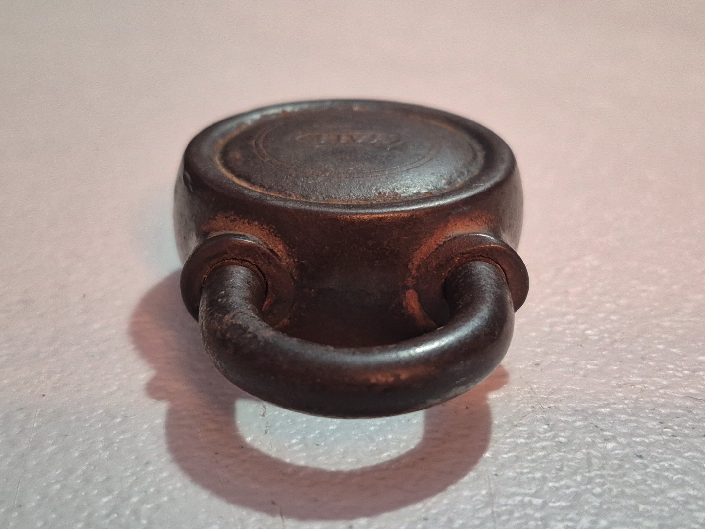 YALE – 324 – THE YALE & TOWNE MFG CO – Vintage PADLOCK – NO KEY *READ