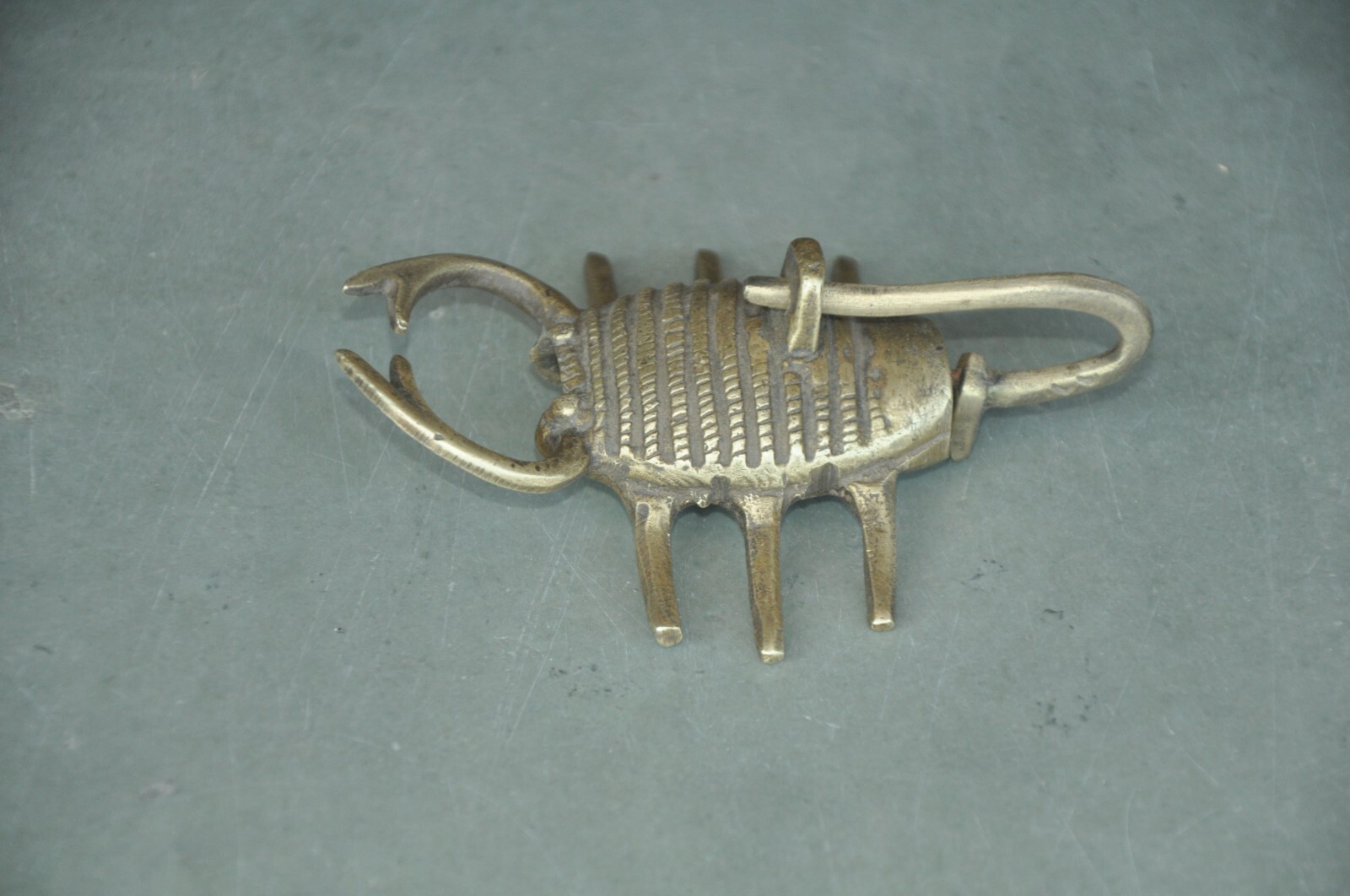 Vintage Handcrafted Fine Scorpion Shape Lines Engraved Strip Padlock