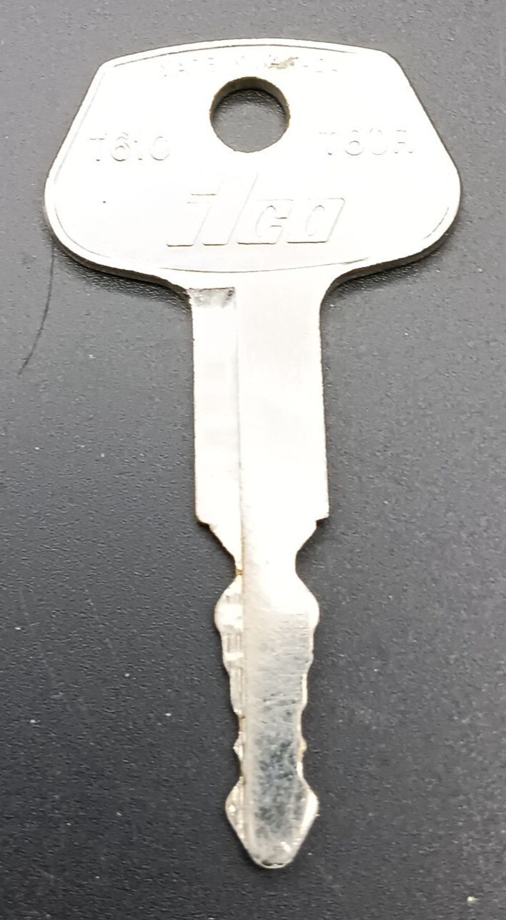 Ilco T61C T60R Vintage Toyota Key