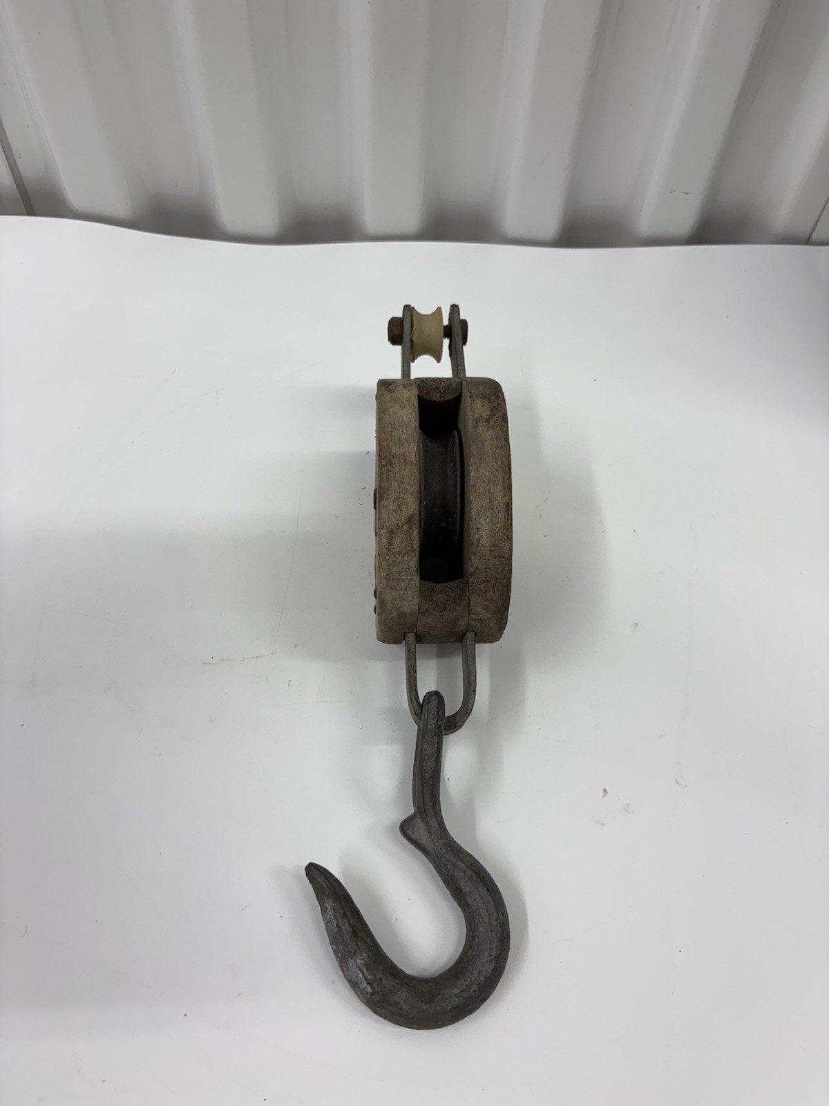 Antique B&L Boston & Lockport Wood Single Sheave Pulley Block Barn Tool Hoist