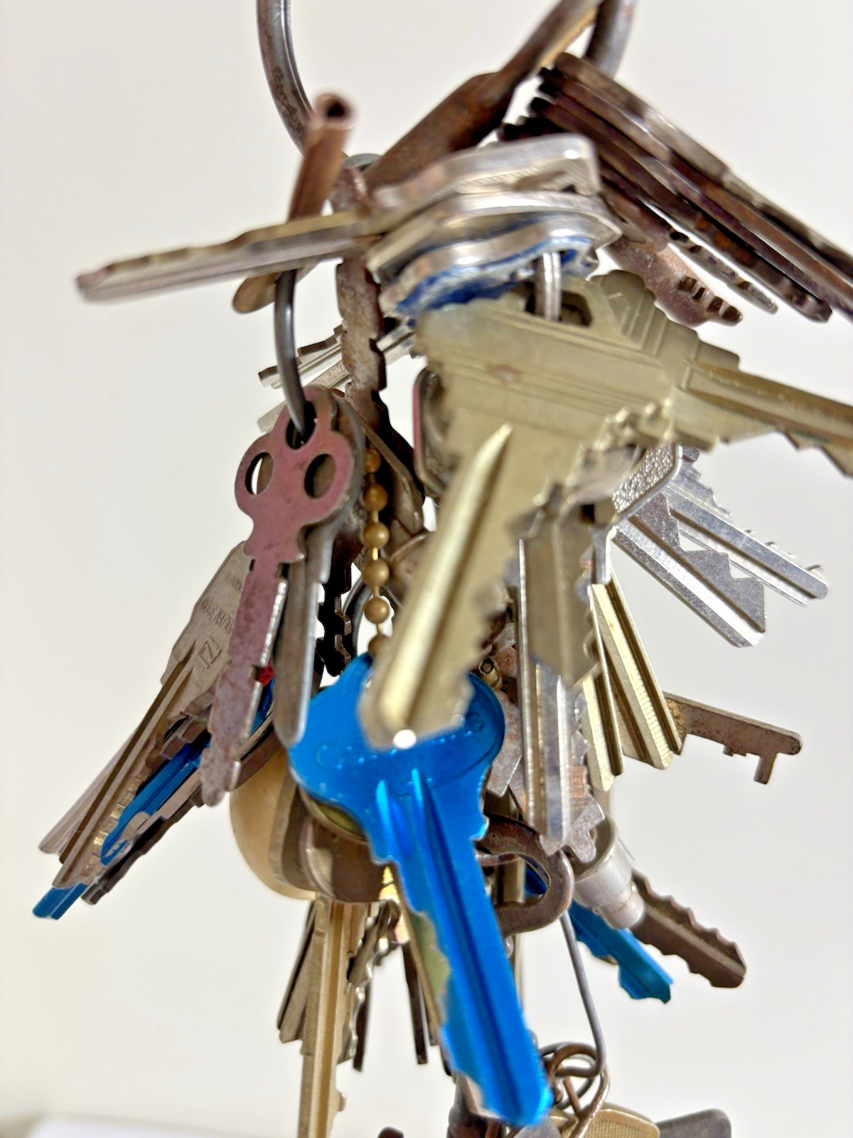 Mixed Lot of Vintage Antique Collectible Skeleton Keys Cut