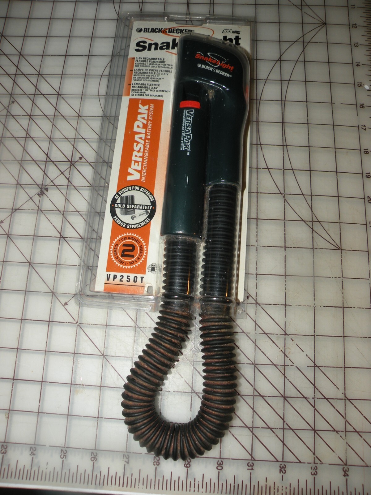 Black & Decker Snake Light VersaPak / VP250T/ Made in USA / Vintage / Sealed NIP