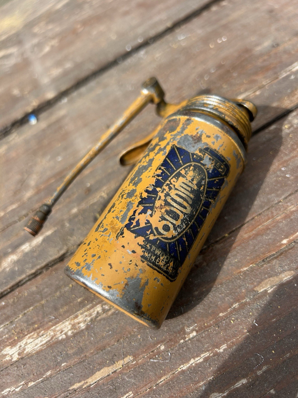 Wesco ,WW2 toolkit oil can With Folding Spout .
