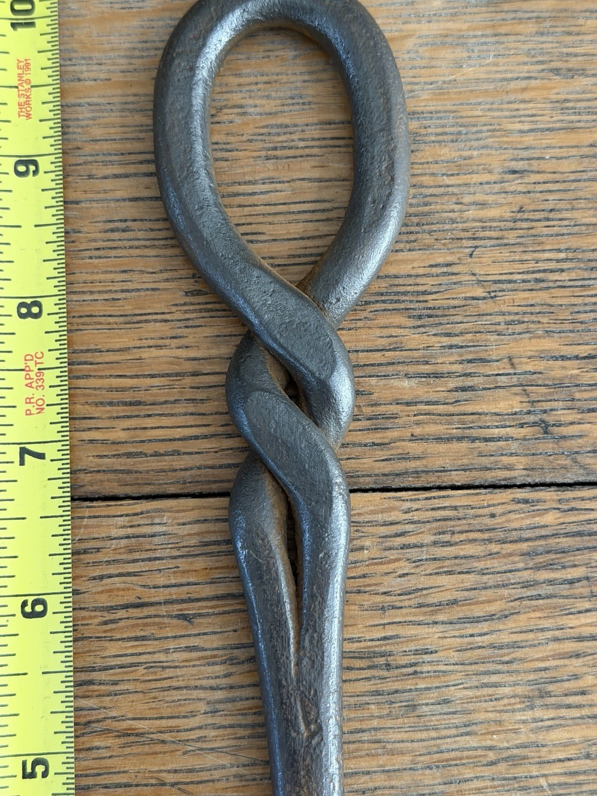 Vintage Hand Forged Blacksmith Flathead Screwdriver Twisted Iron Tool 10″