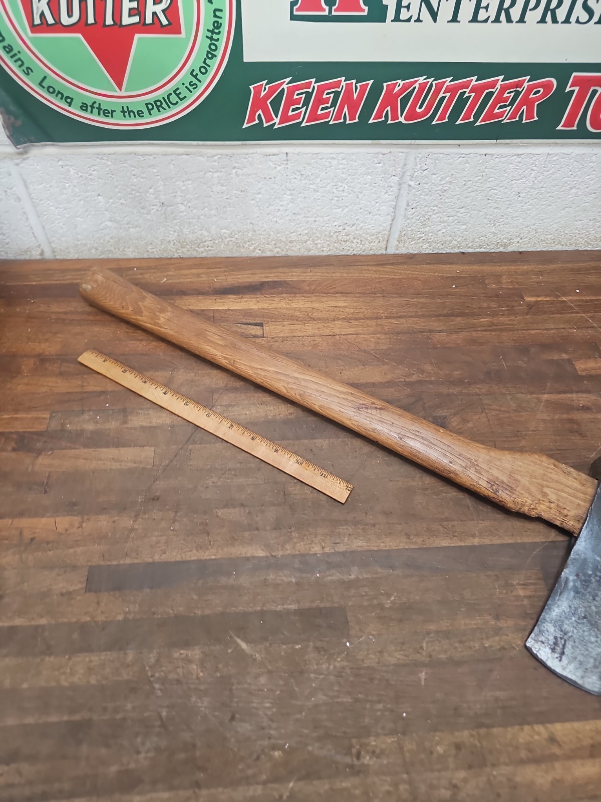 R84- Older modification FALLS CITY head to mortise type axe 3 lb 3 oz