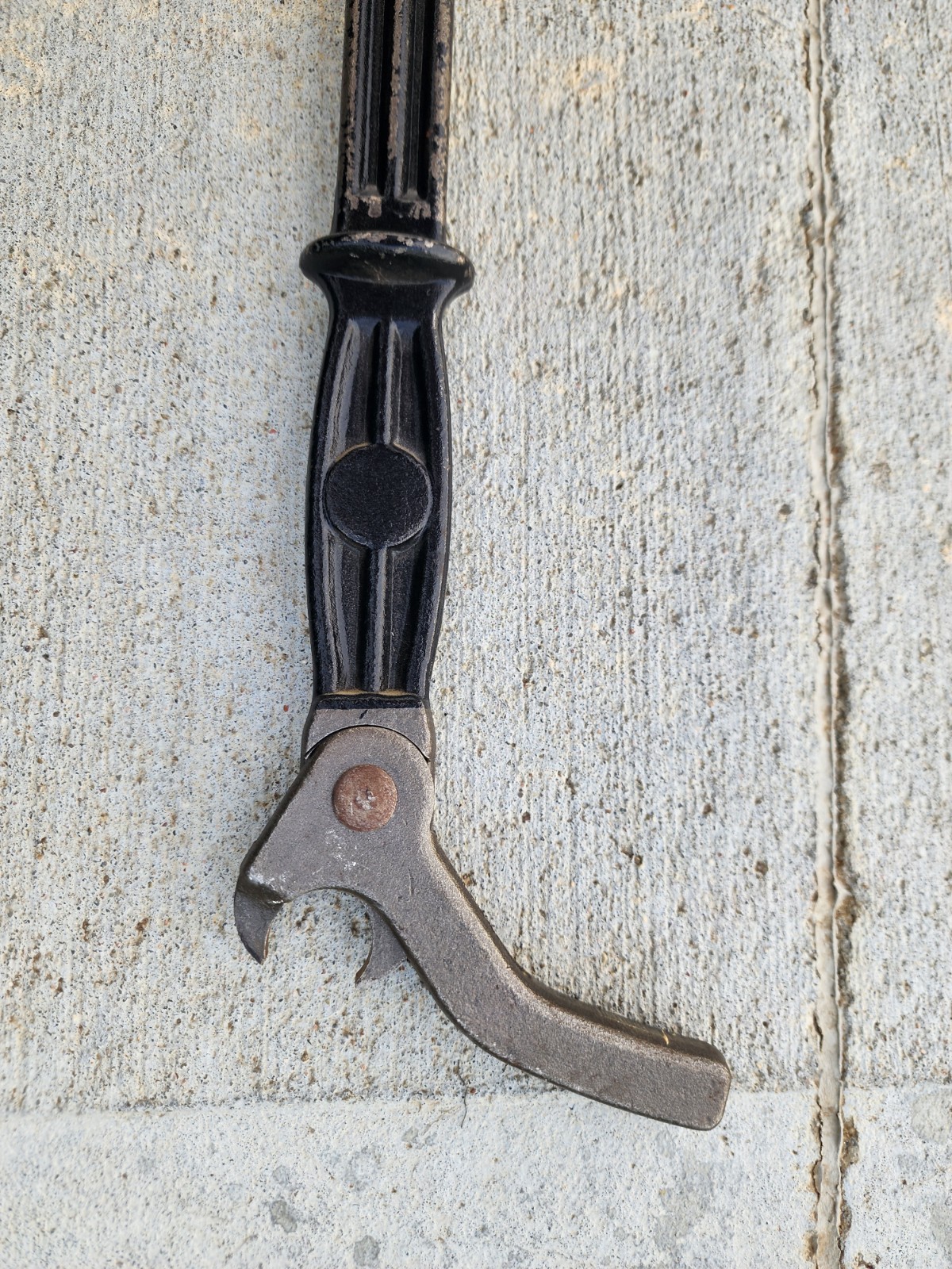Vintage Crescent “Sure Grip No. 56” Nail Puller Heavy Duty