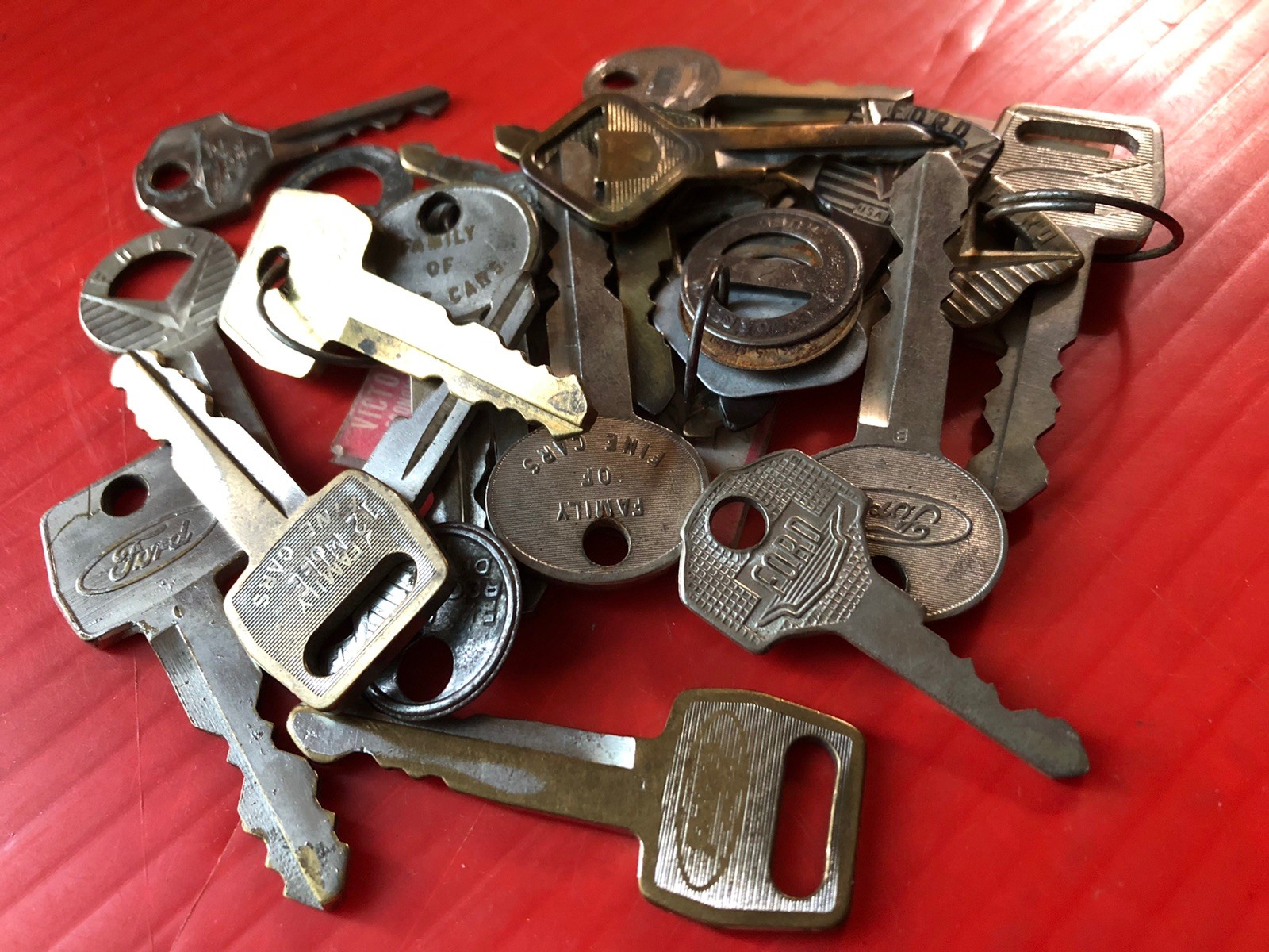 FORD Automobile Key Lot. 22 Assorted Vintage Keys Plus Several Key Tags