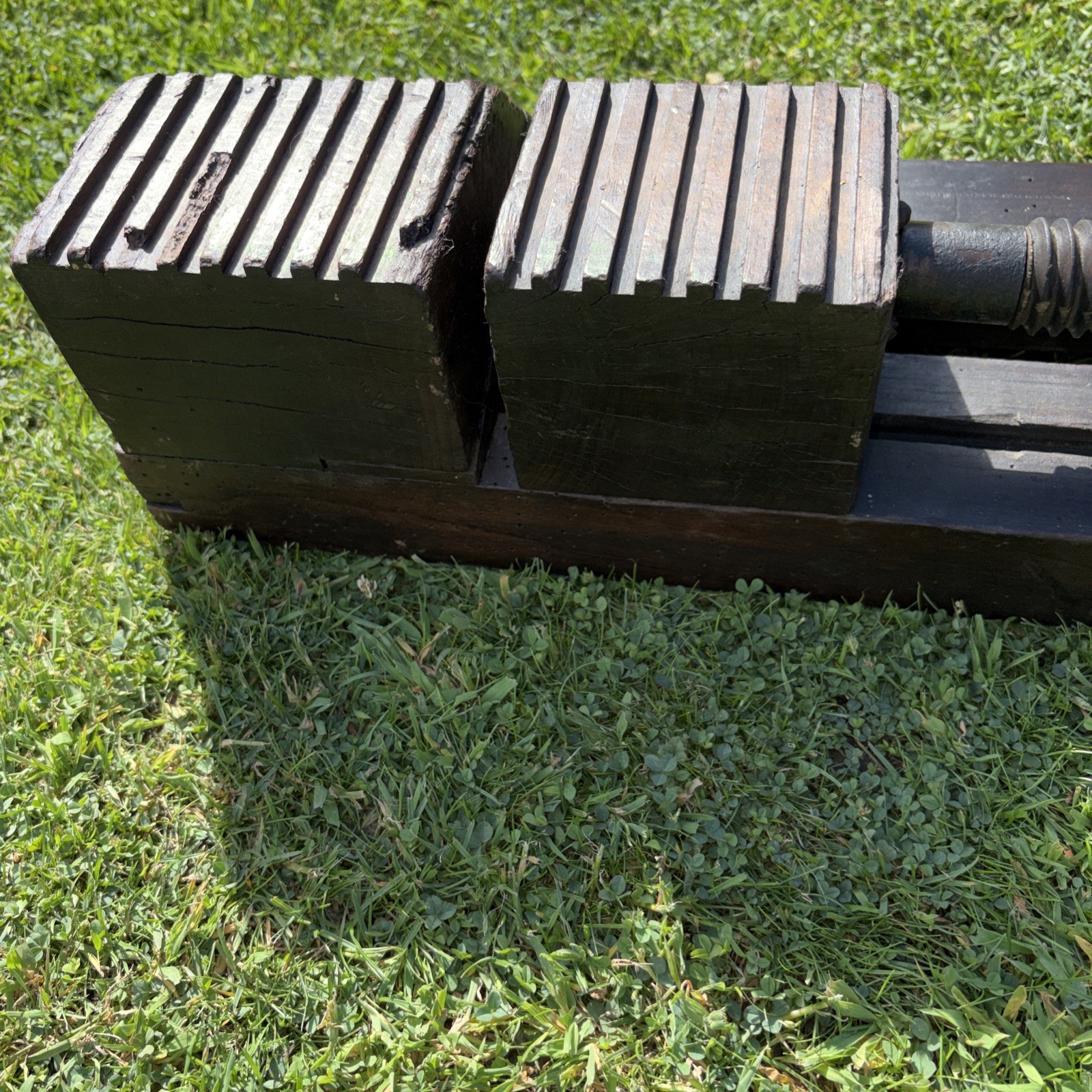 Antique Large Wooden vice mitre clamp Victorian mostly oak 7kg