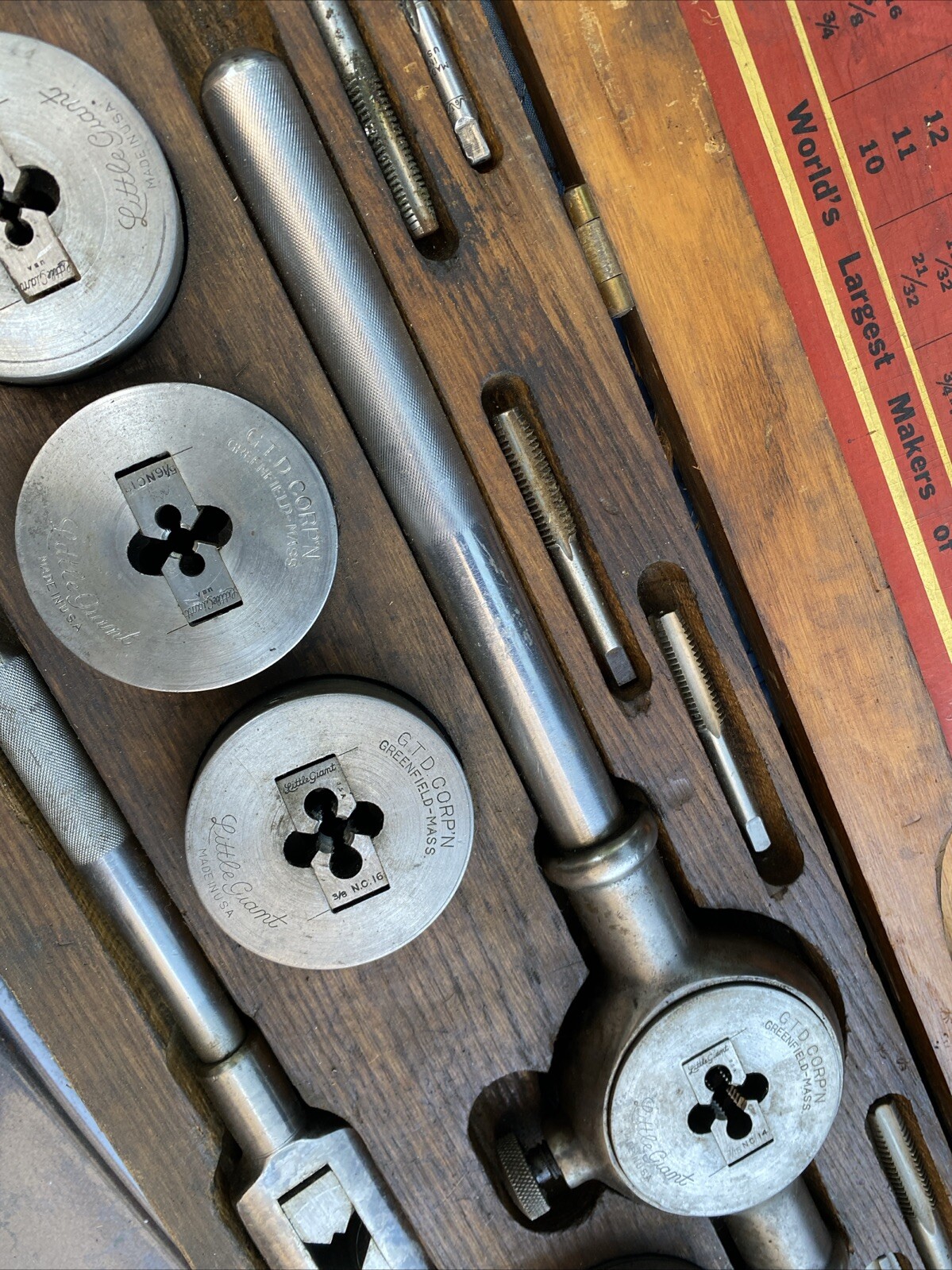 Greenfield Little Giant Screw Plate Tap & Die Set No. 5-1/2 Threading Tools