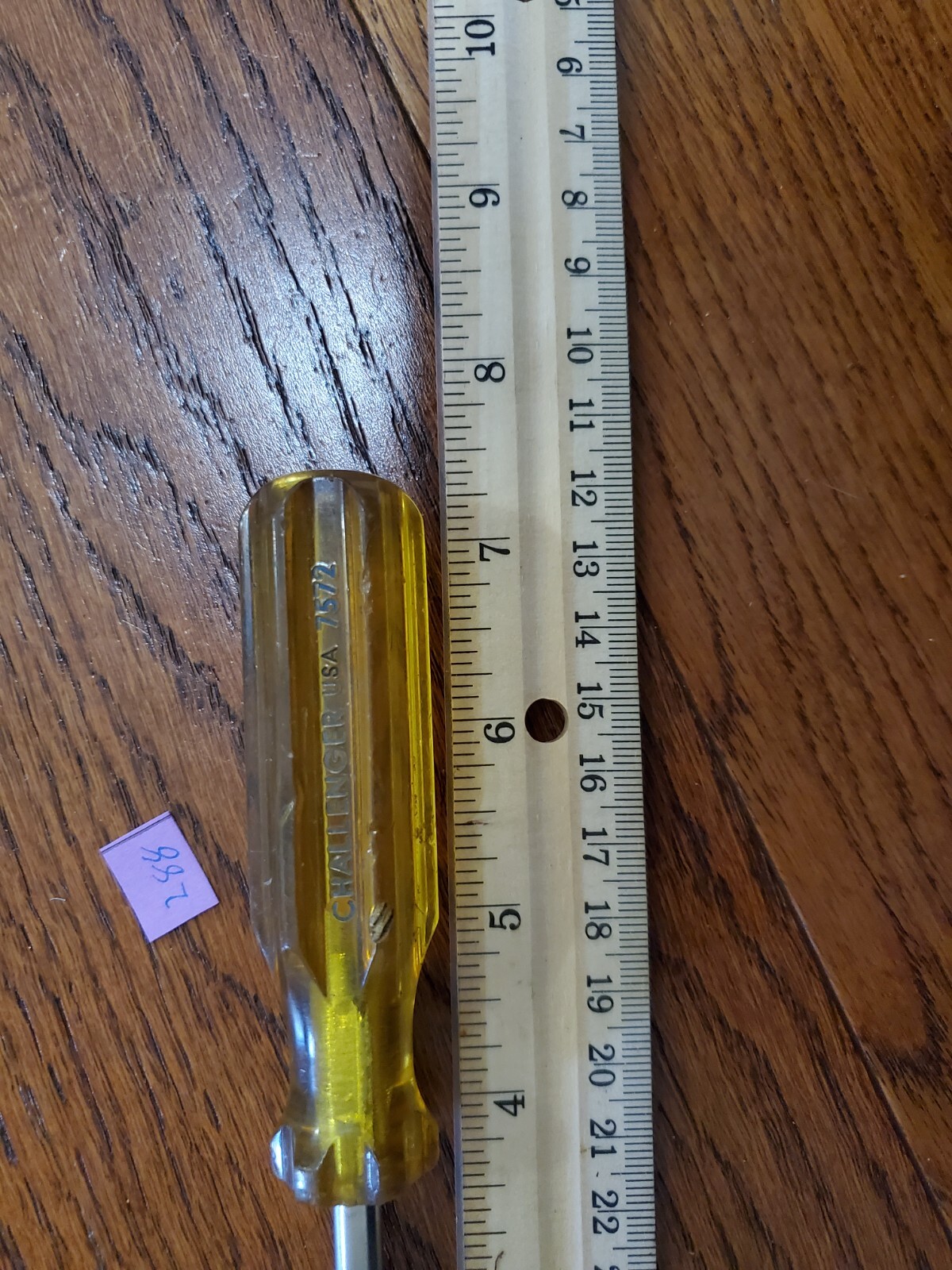 Vintage Challenger P2 Screwdriver Plomb Family Tool USA