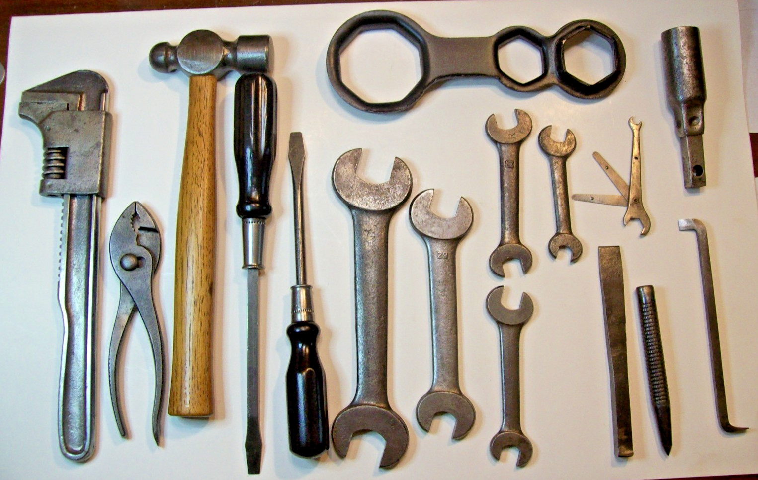 vintage 1920s Buick tool kit tools