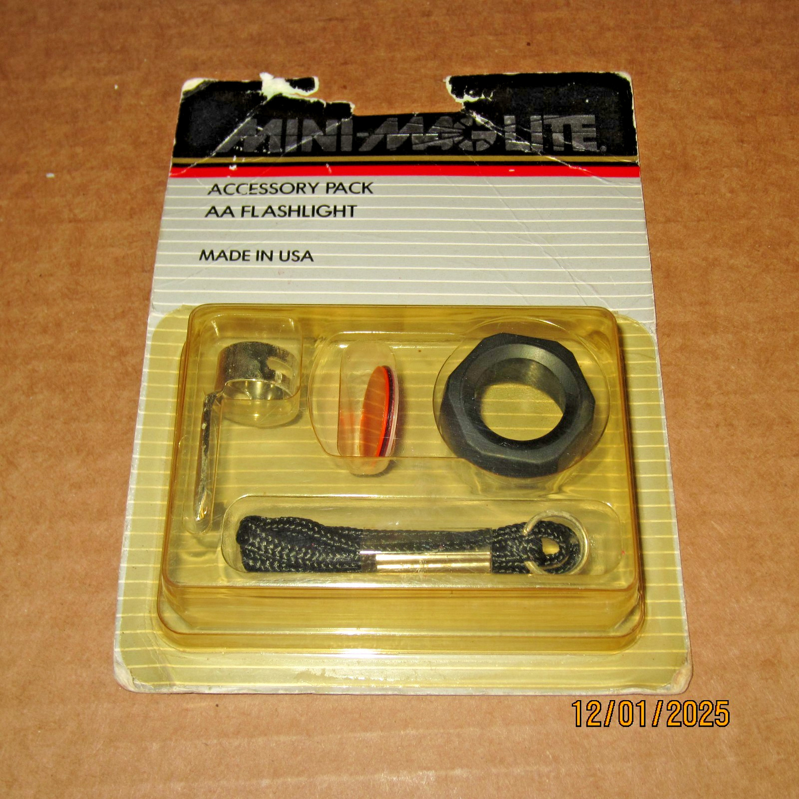 NEW Vintage Mini Mag Lite Accessory Pack AA Flashlight AM2A011 USA 1986