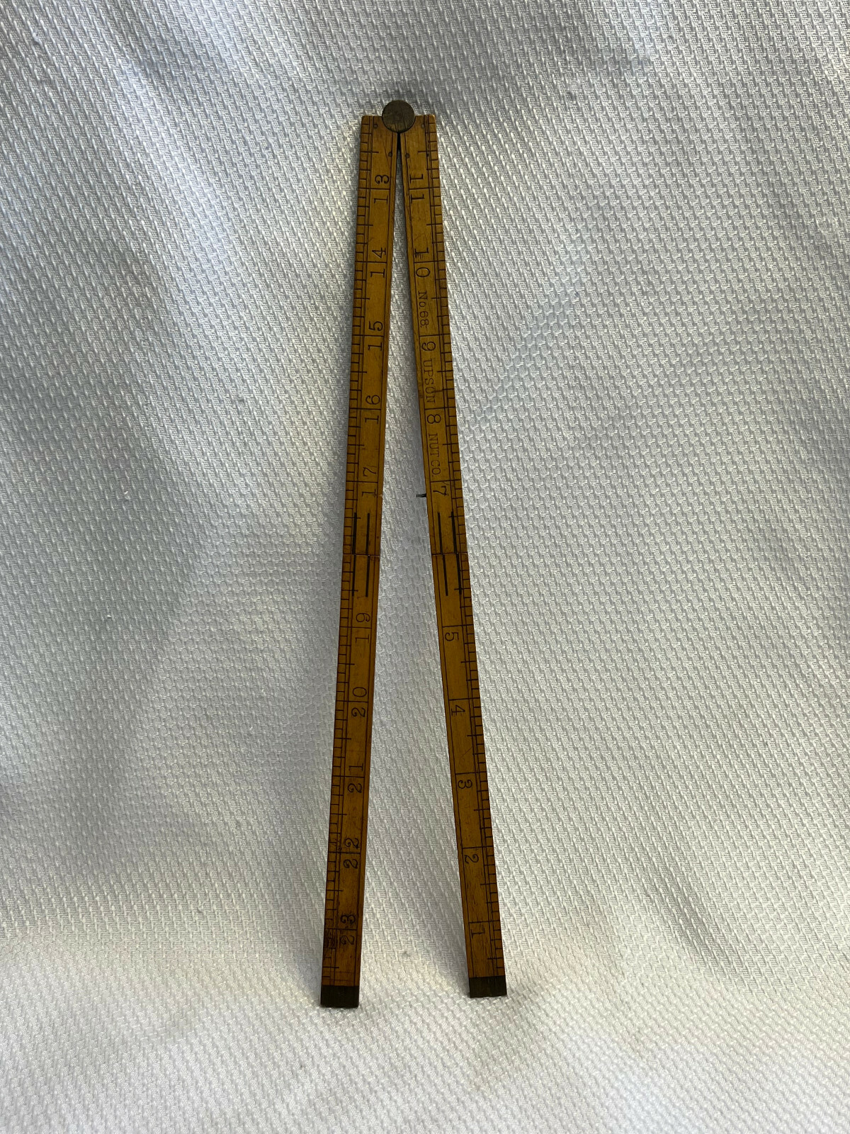 24″ No 68 Upson Nut Co.Vtg Folding Ruler Boxwood & Brass Carpentry Pocket Tool