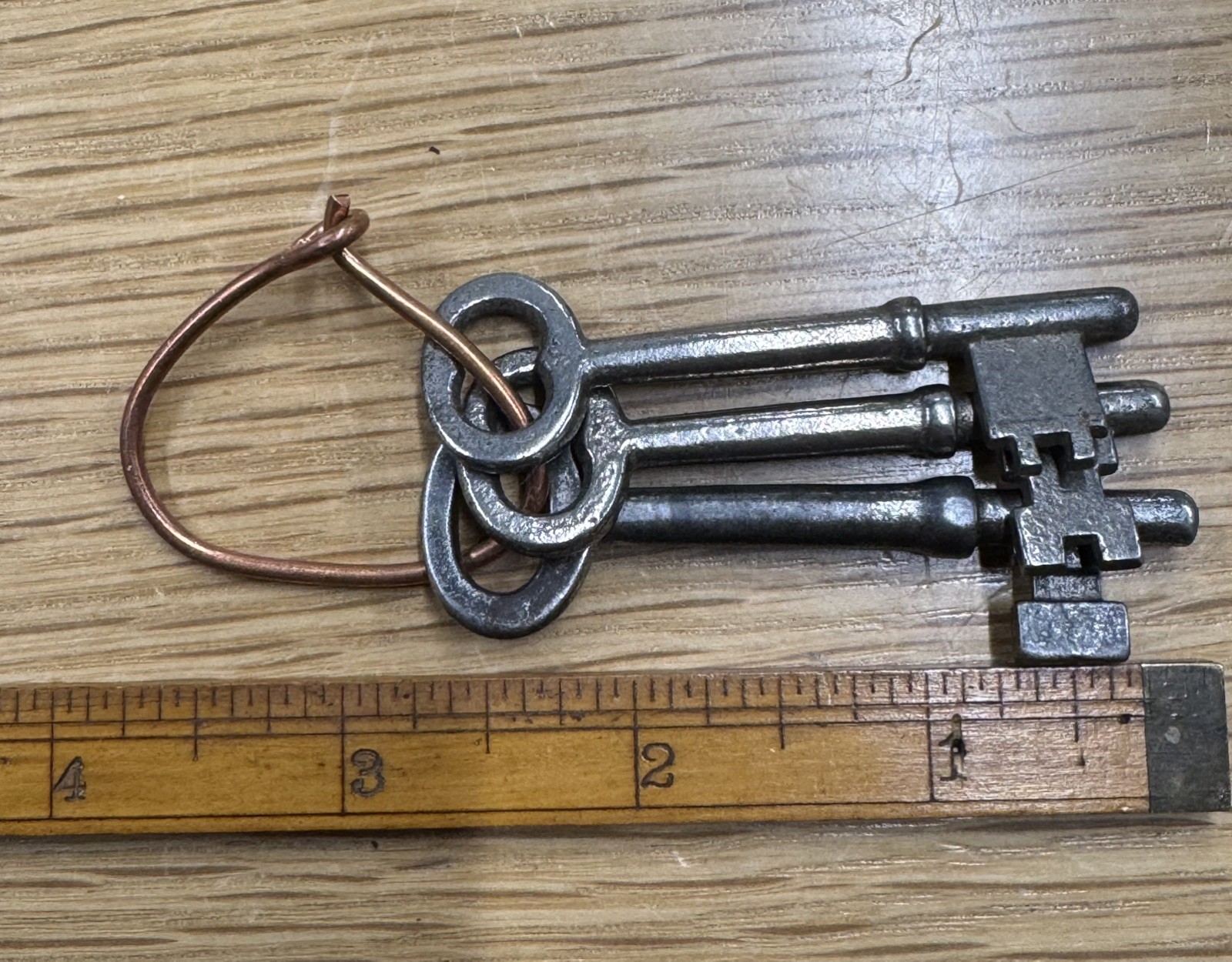 🌿 🗝️3 Antique Skeleton Keys Solid Barrel Key authentic Antique Keys