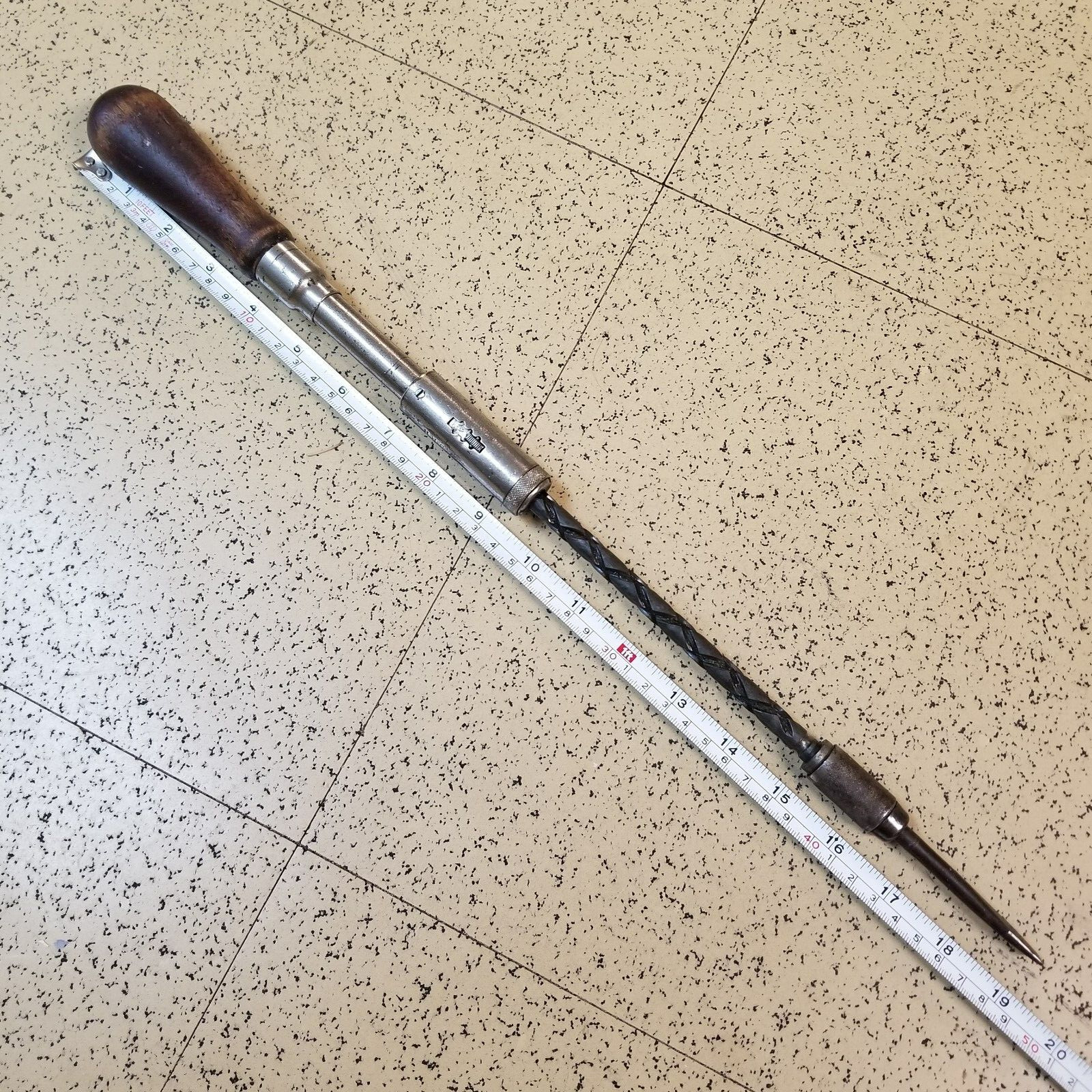 Antique North Bros Mfg Co Yankee No 30 Spiral Ratchet Flathead Screwdriver USA