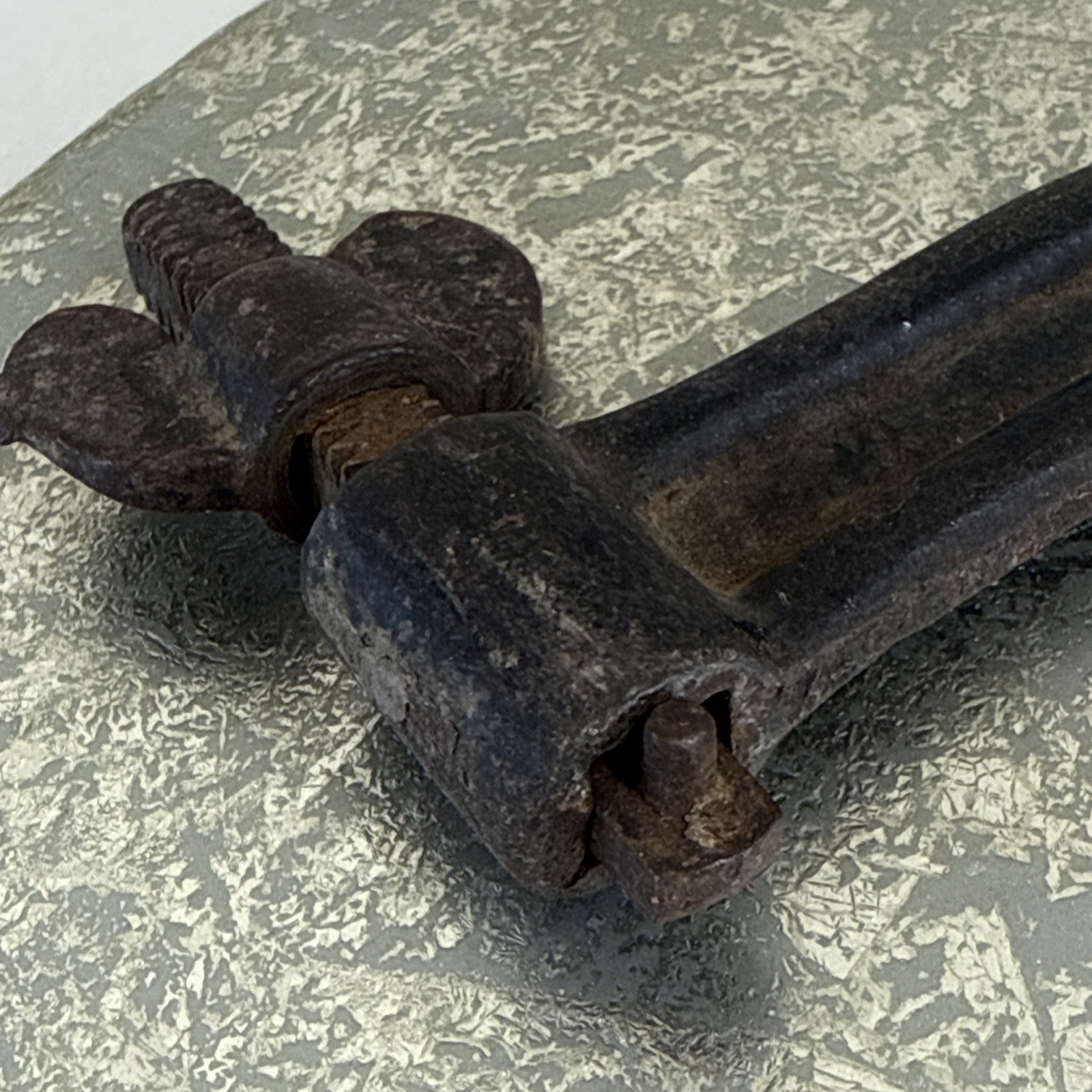 Antique Forged steel 8” Hack Saw UNION HARDWARE USA Wood Handle Brass Ring