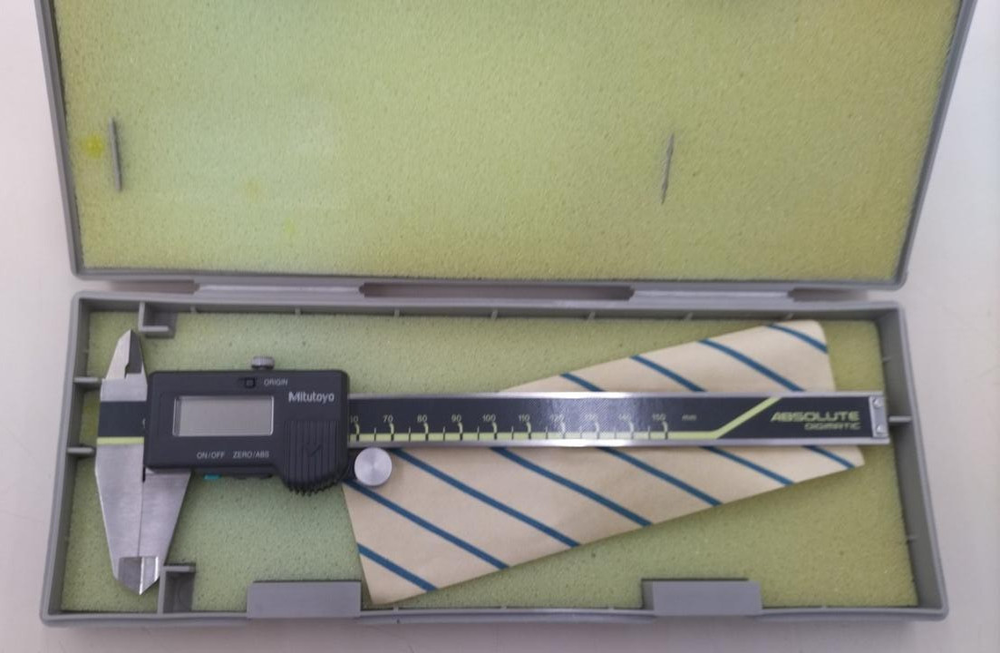 Mitutoyo CD-15C 500-151 Digital Caliper 0-150mm Precision Measuring Tool