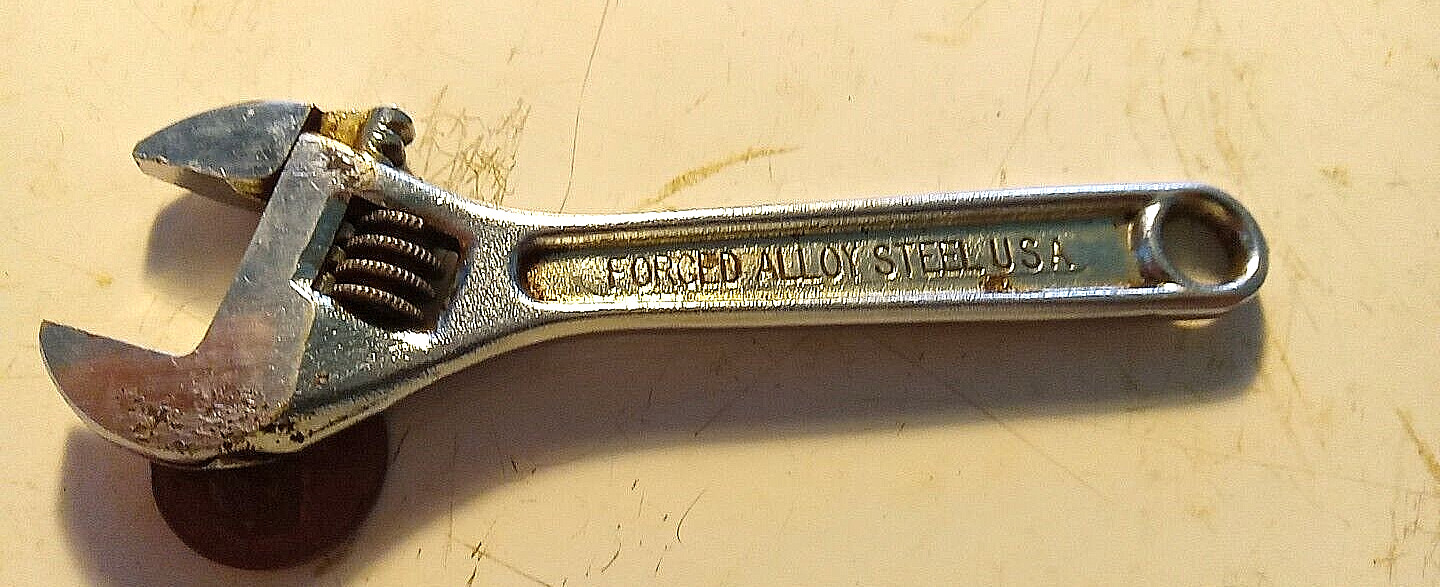 Vintage UTICA TOOLS Co. USA 3 Diamond Logo No. 90-4 4″ Adjustable Wrench