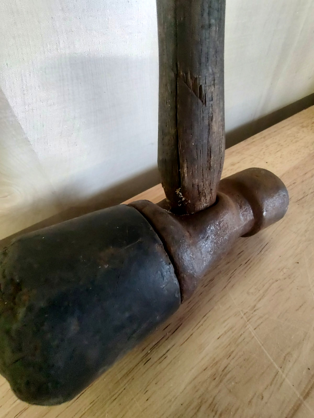 VINTAGE ANTIQUE KEN-TOOL T-33R TIRE HAMMER TOOL RUBBER MALLET BEAD BREAKER NICE!