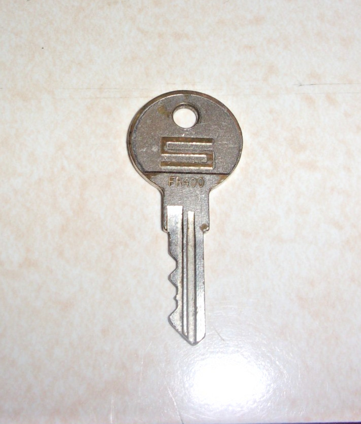 STEELCASE CABINET LOCK BOX KEY Grand Rapids Michigan USA FR399. FREE SHIPPING