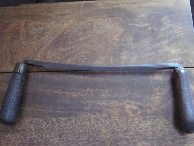 antique carpentry woodworking tool 12 inch Draw knife curved blade bark shaver.